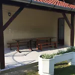 Maria Apartmanhaz 佐洛卡罗斯