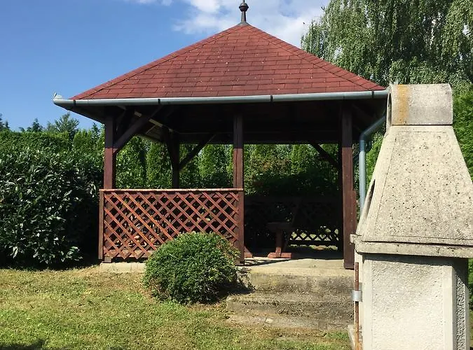 Maria Apartmanhaz Lägenhet Zalakaros